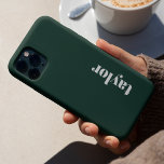 Verde Legal Simples e Minimalista Moderno Personal<br><div class="desc">Apresentando nossa moderna e minimalista Capa de telefone personalizada verde-esmeralda Legal Emerald, um acessório refinado que combina facilmente a elegância do eterno com a design contemporânea. Personalizada para usuários do iPhone e da Samsung Galaxy, esta capa de telefone monográfica personalizada é um verdadeiro testemunho da individualidade e do estilo. A...</div>