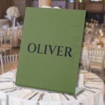 Verde-oliva e nome preto minimalista