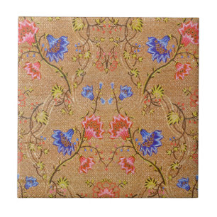 Vermelho Imperial e Dourado Floral Entrelaçado em