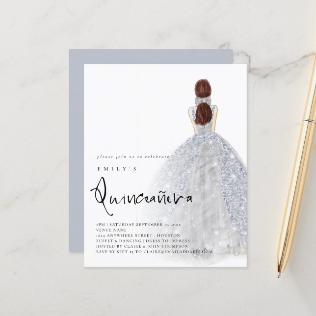 Vestido Prateado de Luxo Cabelo Castanho QR Quinze (Frente/Verso In Situ)