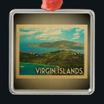 Viagens vintage de ornamento das Ilhas Virgens<br><div class="desc">Um ornamento legal estilo Vintage das Ilhas Virgens com uma bela vista do Santo Thomas.</div>