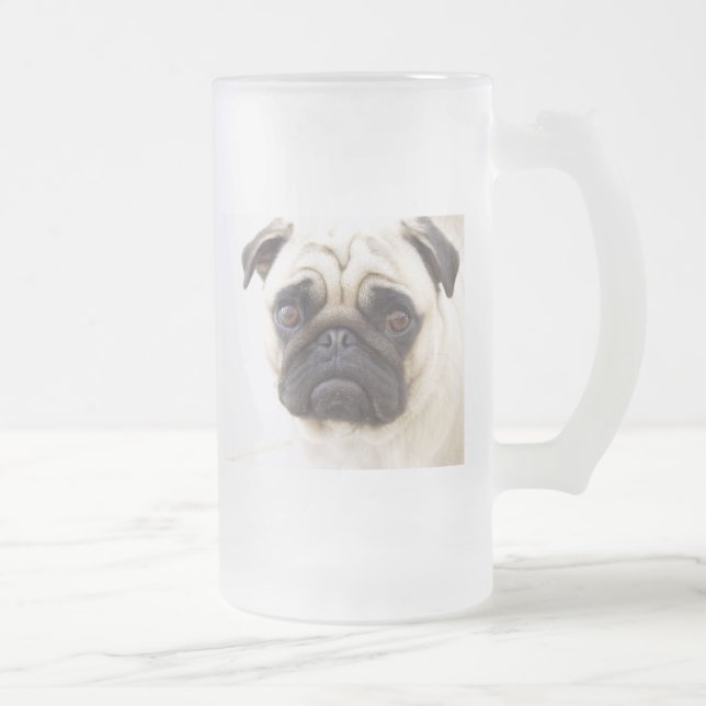 Vidro Jateado Caneca de cerveja do fosco do cão do Pug (Direita)