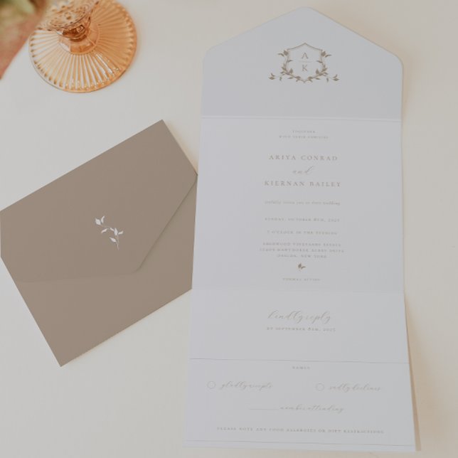 Vinhas eternos Beige Monograma Crest Casamento (Criador carregado)