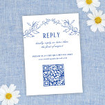 Vintage Blue Floral Elegant Código QR Resposta de<br><div class="desc">Este belo cartão de resposta do casamento apresenta um desenho manual de motif floral e vintage inspirado na perfeita sombra de azul. O olhar é eterno e elegante, como um clássico livro de histórias! Certifique-se de selecionar "sem envelopes" se você estiver usando isso como apenas uma placa de gabinete! Verificar...</div>