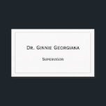 Vintage, Cartão de visita tradicional<br><div class="desc">Este cartão de visita de estilo vintage apresenta um nome,  profissão e detalhes de contato que podem ser personalizados. Ele também apresenta uma borda de linha de solteiro. Cartões de visitas como estes podem ser utilizados por um profissional,  como um "barrister" ou um gestor.</div>