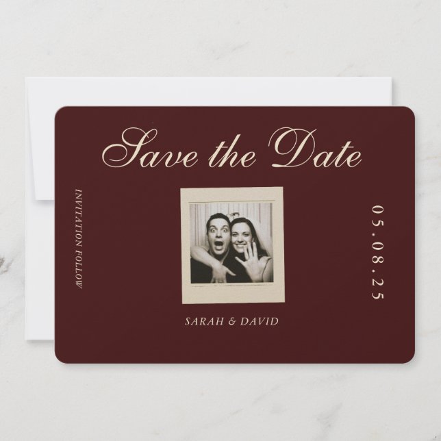 Vintage Chic Burgundy Photo Save the Date (Frente)