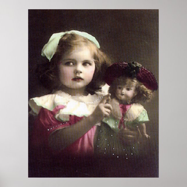 Vintage Victorian Girl with Doll Art Impressão (Frente)