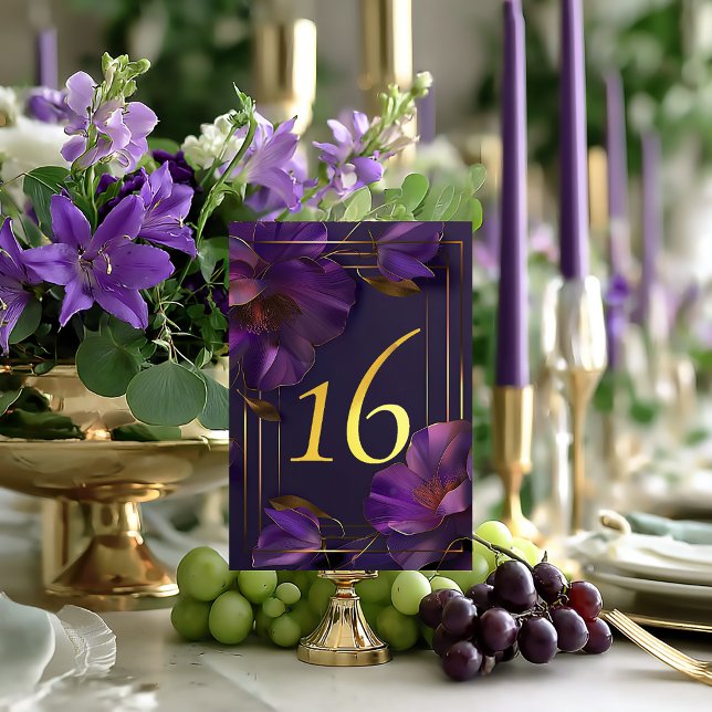 Violetas Luminosas Número do Cartão de Mesa de Cas (Beautiful Luminous Violets Wedding Table Number Card)