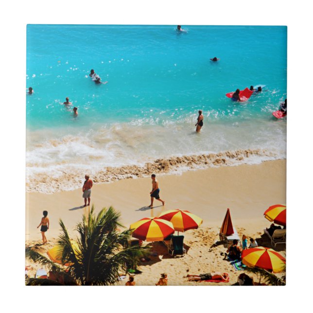 Visão Elevada Da Cena De Praia De Waikiki, Honolul (Frente)