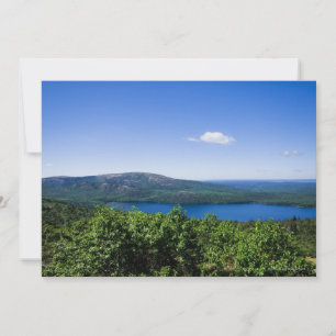 Visão Elevada do Lago Águia