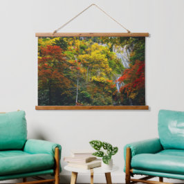 Visão pitoresca de Queda de Hagoromo cai em Hokkai