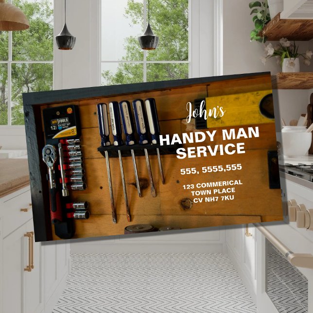 Visita Modelo de cartão de negócios Handyman Profissional (Criador carregado)