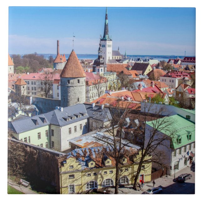 Vista aérea do centro Tallinn (Frente)
