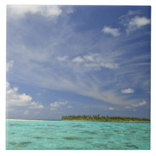 Vista da Ilha de Funadoo a partir de Funadovilligi