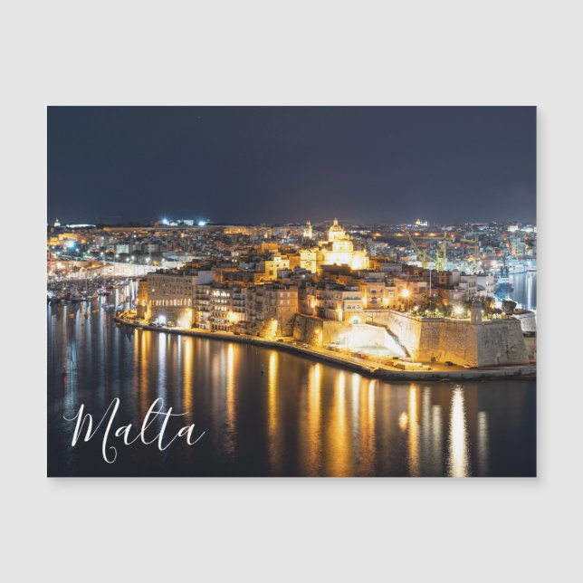 Vista de três cidades em Malta à noite (Frente)