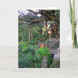 Vivendo no Cartão de Saudação do Vazio das Árvores