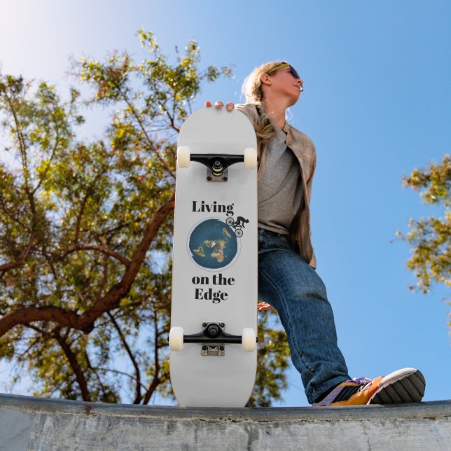 Vivendo no skate de borda (Ao ar livre 1)