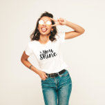 Você brilha a camisa das mulheres<br><div class="desc">Dê poder a si mesmo e a outros com esta lua e estrelas, camiseta "Você brilha"! Coleção de correspondência disponível!</div>