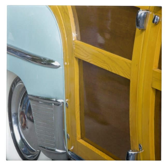 WA, Seattle, automóvel americano clássico. 2 (Frente)