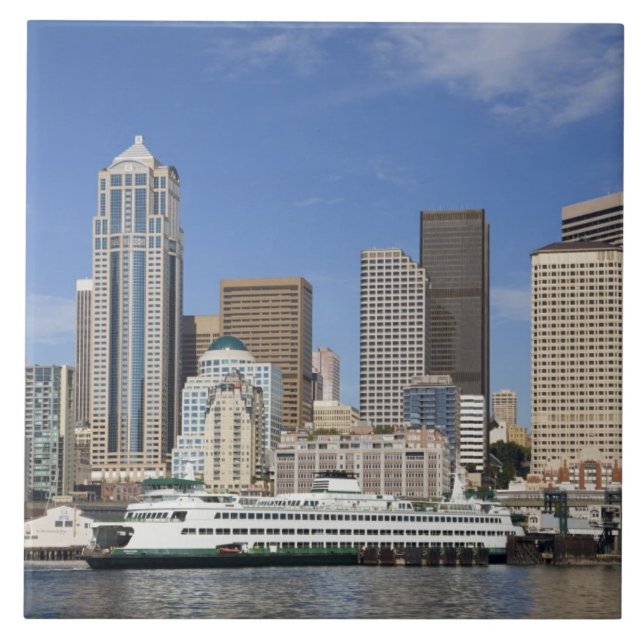 WA, Seattle, panorama de Seattle com balsa (Frente)
