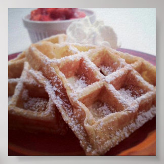 Waffle coberto por açúcar e Poster de morangos fre