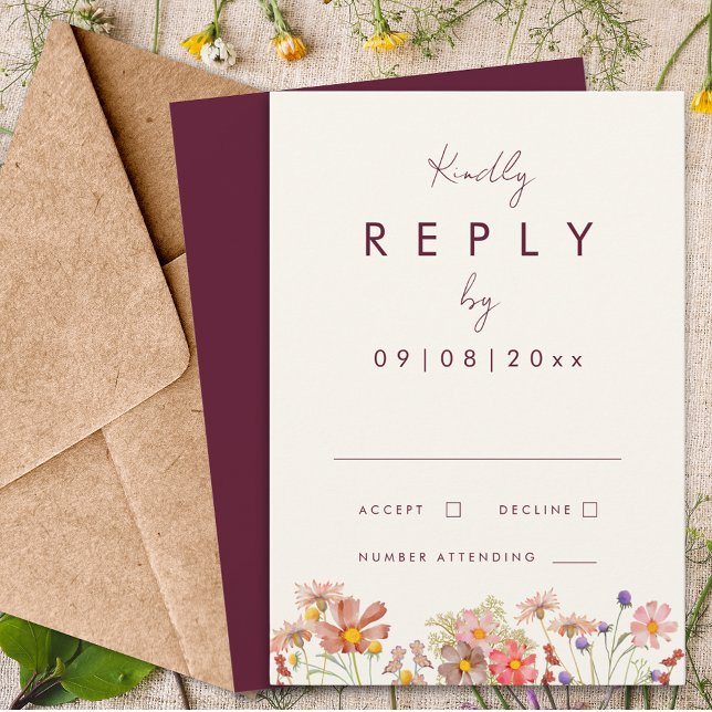 Wildflower Burgundy Terracotta Resposta ao Casamen (Wildflower boho burgundy terracotta fall wedding invitation reply enclosure card whimsical script)