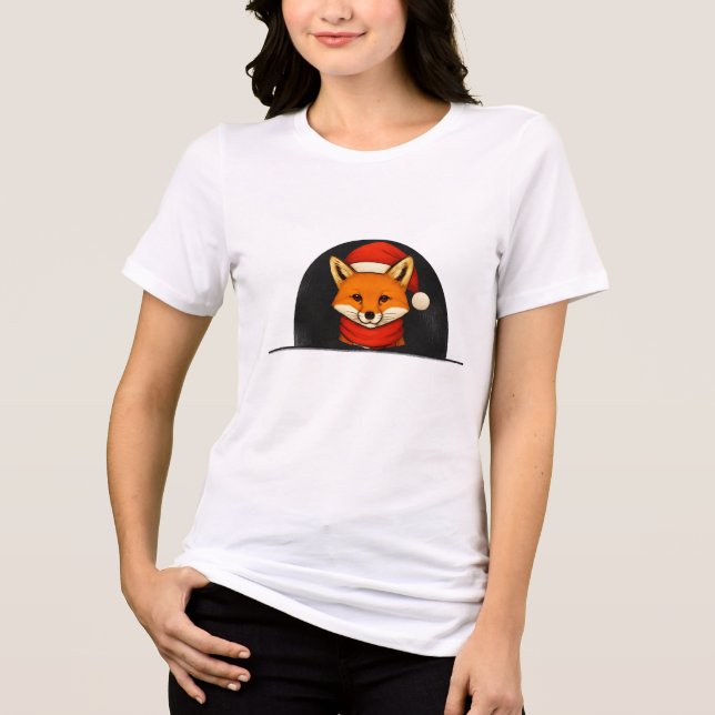 Winter Fox Women’s Tee – Cute Cozy Fox with Hat &  (Frente)