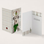 Wolfhound irlandês em Antlers com Xadrez de Terra<br><div class="desc">Um pacote único e divertido de 25 cartões de férias - todos idênticos - com um Wolfhound irlandês numa xadrez esticada e creme. O tamanho de 4" x 3, 5" (2" x 3, 5") faz dele um cartão de boas-vindas que se destacará entre todos os outros na época de Natal....</div>