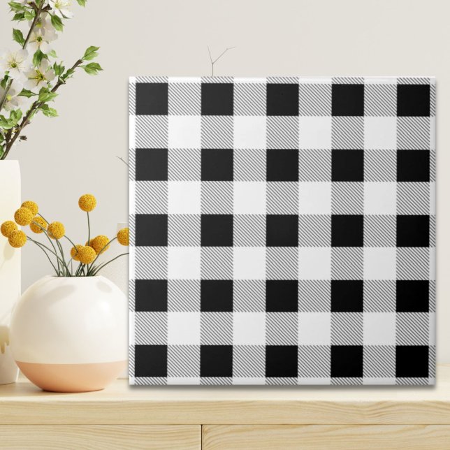 xadrez branca e negra da fazenda russa (rustic farmhouse chic black and white plaid ceramic tile)