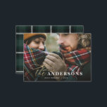 xadrez orçamentária backer 1 foto Cartão de Natal<br><div class="desc">Com um texto elegante com efeito dourado,  tipografia ousada e xadrez verde,  o cartão com fotos de férias cria certamente a impressão certa.</div>