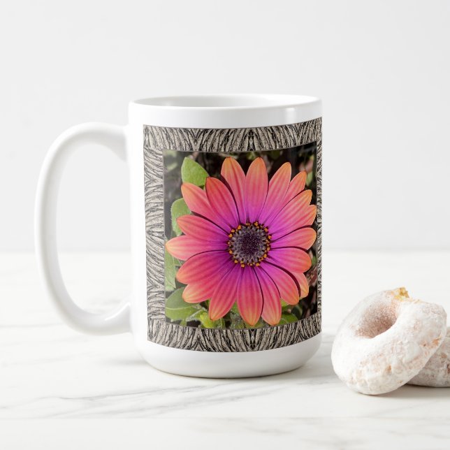 Xícara de café inspiracional com Gazanias brilhant (Com Donut)