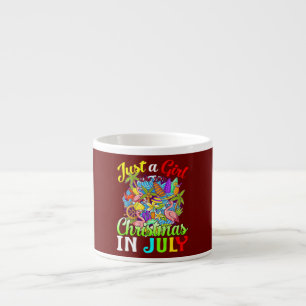 Xícara De Espresso Apenas Uma Garota Que Ama O Natal Em Julho Flaming