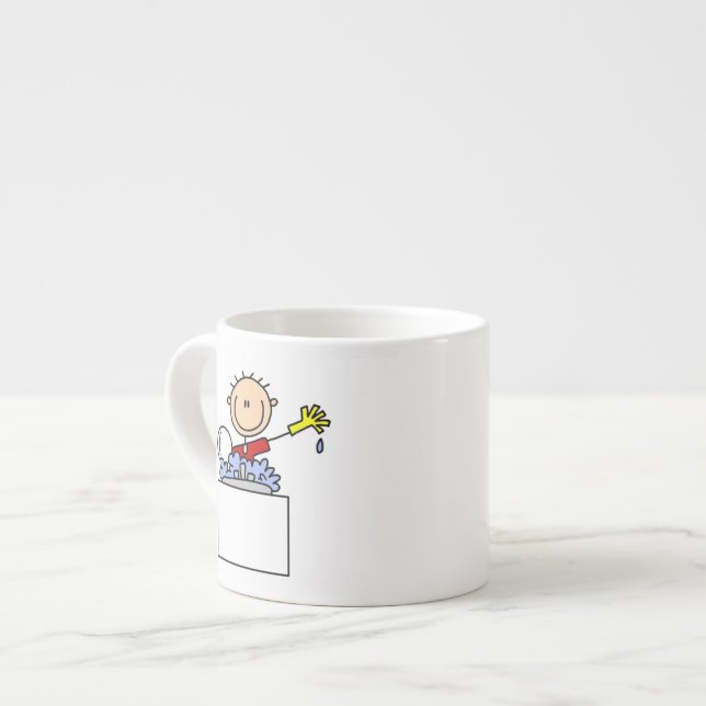 Xícara De Espresso Boneco de Palito Lavando Louça (Frente Esquerda)