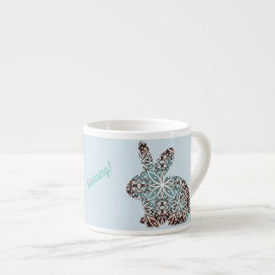 Xícara De Espresso Chocolate e azuis do coelho da mandala
