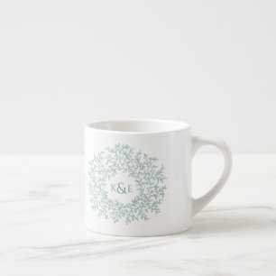 Xícara De Espresso Círculo de monogramas do presente de casamento da