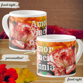 Xícara De Espresso Cravos e gerbera riscados