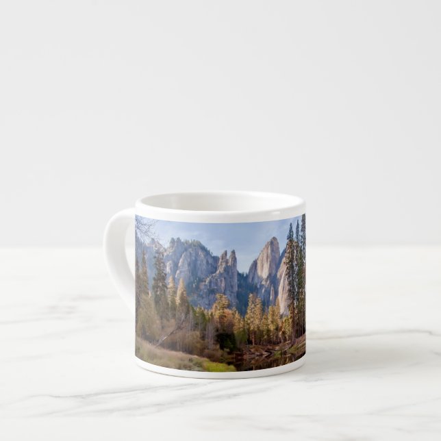 Xícara De Espresso Ideia de picos da catedral (Frente Esquerda)