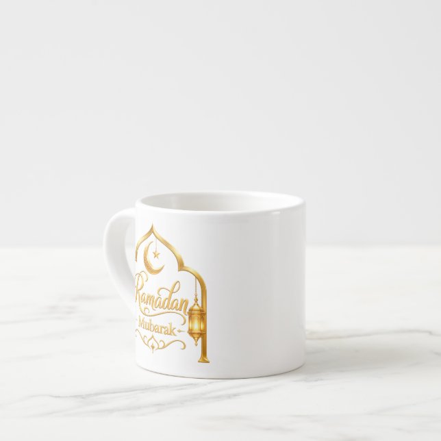 Xícara De Espresso Lanterna de Arco Dourado Ramadan Mubarak (Frente Esquerda)