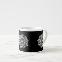 Xícara De Espresso Mandala Branco em Fundo Preto