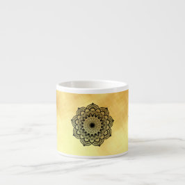 Xícara De Espresso Mandala Preto em Fundo Dourado Suave