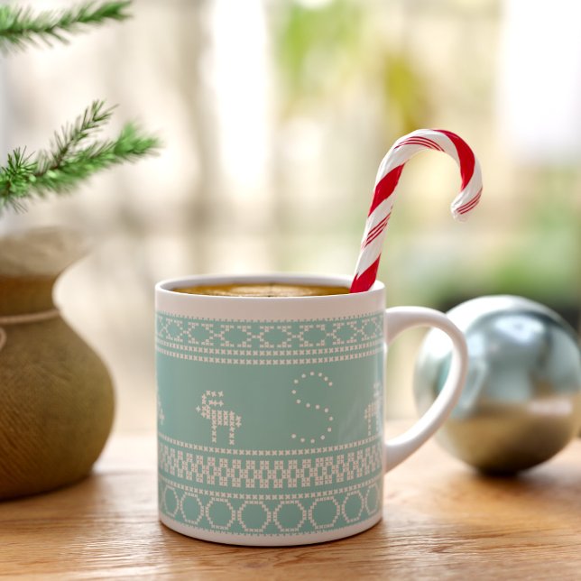 Xícara De Espresso Nórdico Reindeer Teal Escandinávia (Grab a cup of your favorite brew & embrace the joy of the season with this festive teal espresso cup)