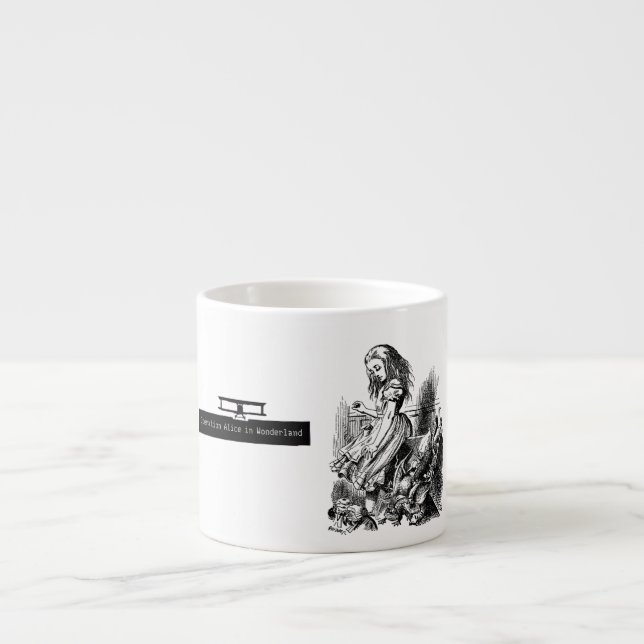 Xícara De Espresso Operation Alice in Wonderland Alice im Wunderland (Frente)