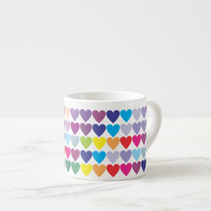 Xícara De Espresso Padrão de Corações Arco-Íris Coloridos