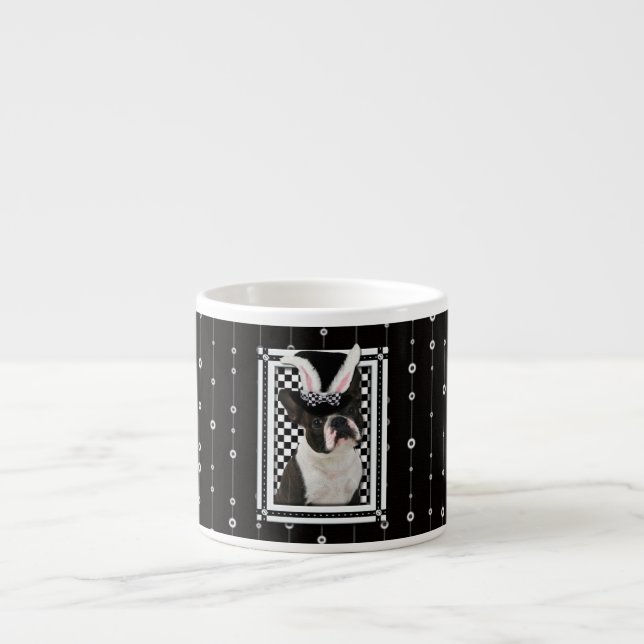 Xícara De Espresso Páscoa - algum coelho o ama - Boston Terrier (Frente)