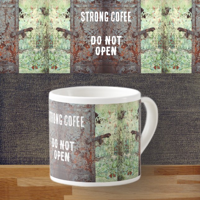 Xícara De Espresso Porta enferrujada velha pintada (Criador carregado)