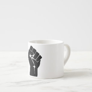 Xícara De Espresso Punho Negro Erguido - Protesto de Resistência