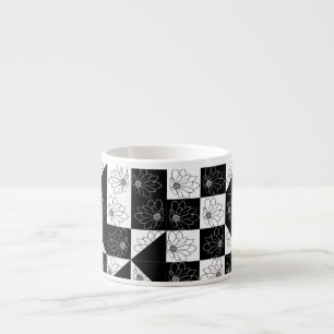 Xícara De Espresso Quadro de controlo monocromático e padrão floral d