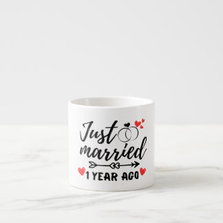 Xícara De Espresso Recem casados 1 Ano Atrás, 1rua Aniversário De Cas