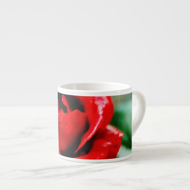 Xícara De Espresso Rosa vermelha Magnífica Com Gotas De Manhã (Frente Esquerda)