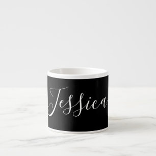 Xícara De Espresso Seu Nome Escrita Branca Elegante em Preto